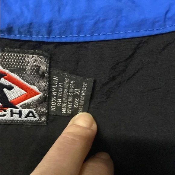 GOTCHA Colorful Geometric Pattern Windbreaker Jacket - Picture 4 of 7